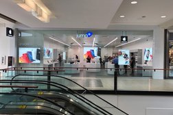 Jump+ Apple Premium Retailer (Edmonton) Photo