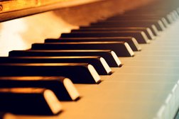 Alli Bean - Vocal & Piano Lessons Photo