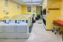 Sudz Laundromat in Belleville