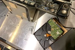 Apple MacBook Repair Montreal Photo