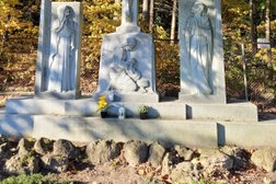 Mount Hope Catholic Cemetery in Toronto