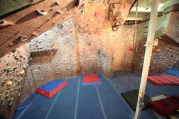 Vertically Inclined Rock Gym Photo