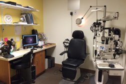 Dr. Tracy Wong, Optometrist @ Cloverdale Mall in Toronto