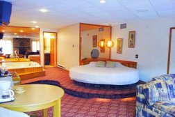 Hotel-Motel La Marquise in Sherbrooke