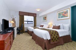 Lexington Inn & Suites Windsor Photo