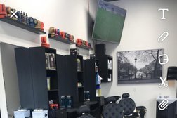 New style barber shop in Milton
